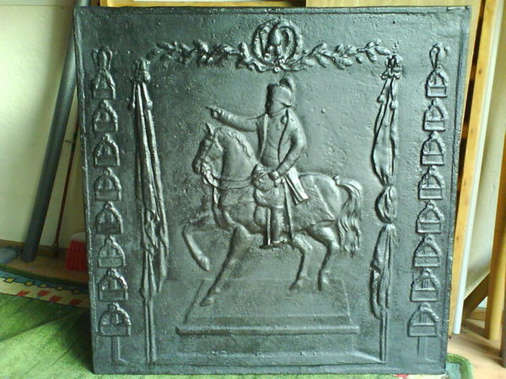 PLAQUE CHEMINEE et grille Dcoration