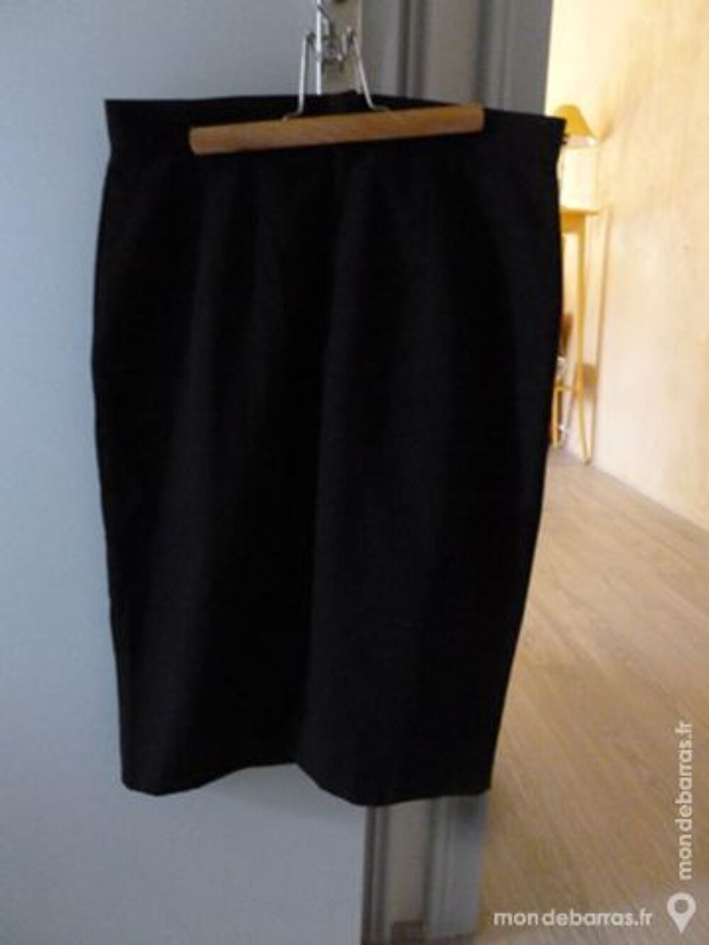 Jupe droite noire Vêtements
