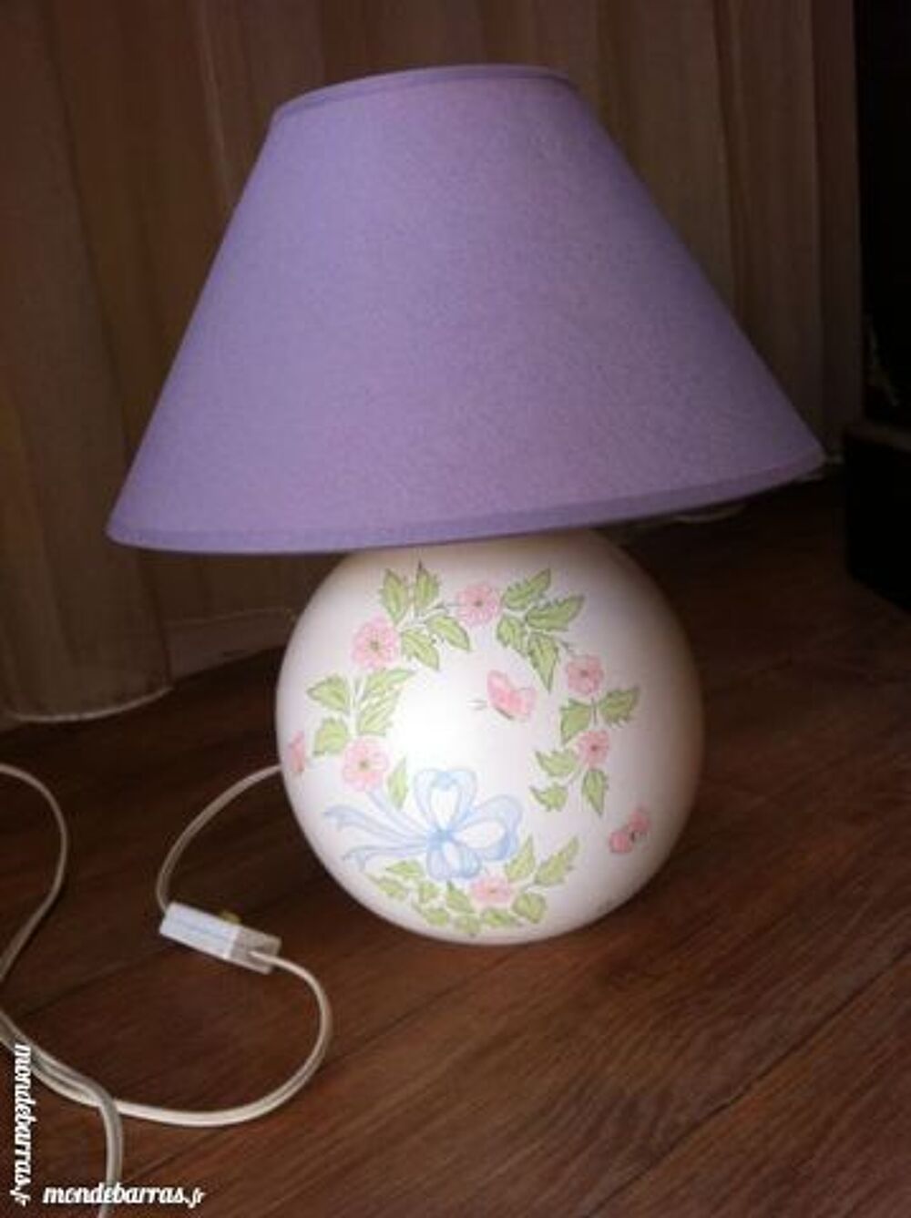 lampe ronde pour chambre de fille Décoration