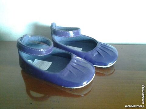 Chaussures bb fille  IKKS 5 Saint-Clair-du-Rhne (38)