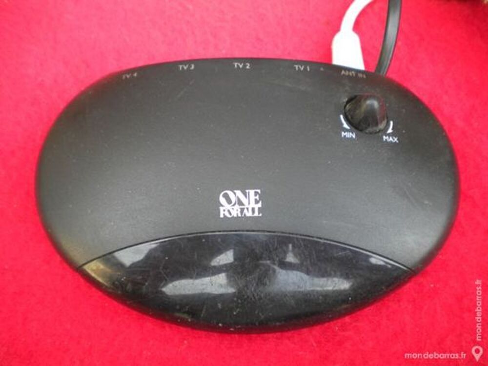 AMPLIFICATEUR D'ANTENNE &laquo; One For All &raquo; Photos/Video/TV