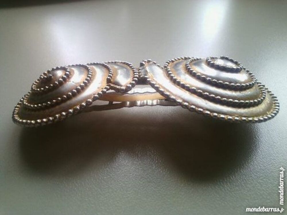 "Pince &agrave; cheveux dor&eacute;e fantaisie ""Anne Ghez"" Paris" Bijoux et montres