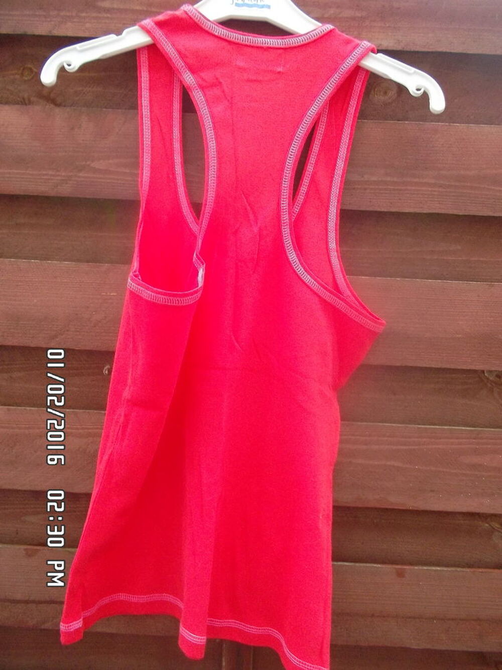 DEBARDEUR ROUGE-ORANGE*JUSTE 2E*KIKI60230 Vêtements