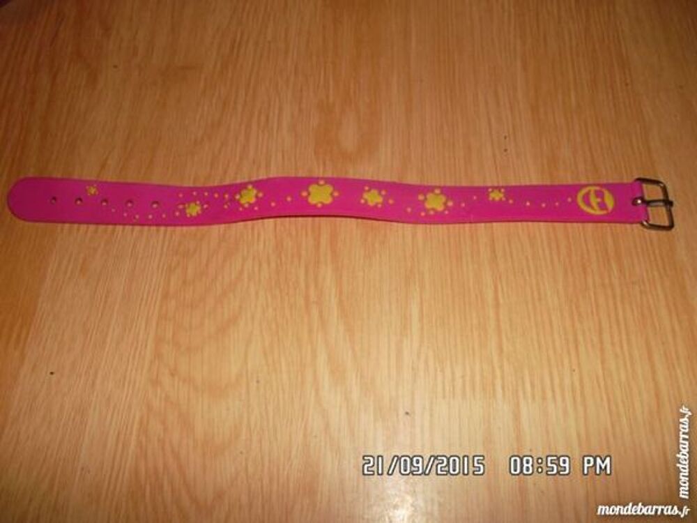 bracelet rose caoutchouc Jeux / jouets