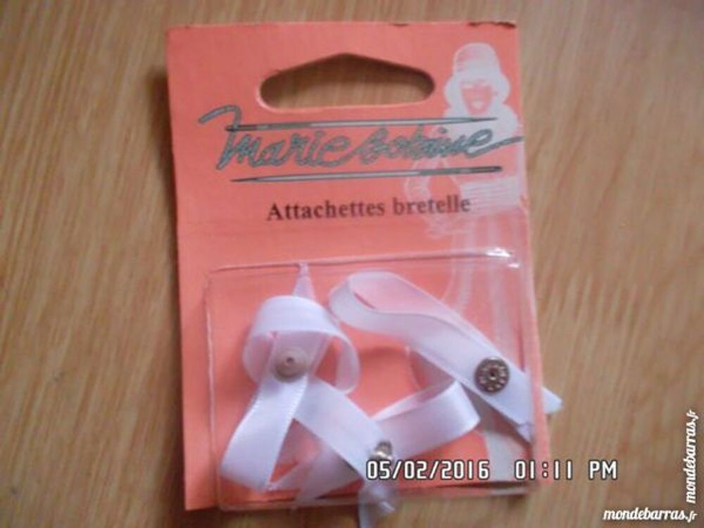 ATTACHETTES-BRETELLE Bijoux et montres