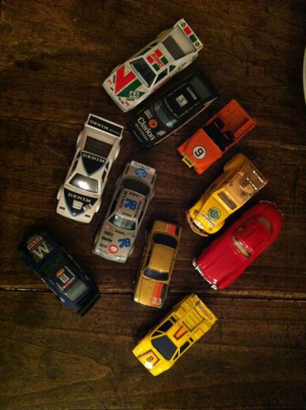 lOT 10 MINIATURES 
