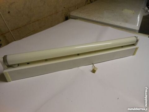 reglette neon de 0,60m pa9 5 Grézieu-la-Varenne (69)