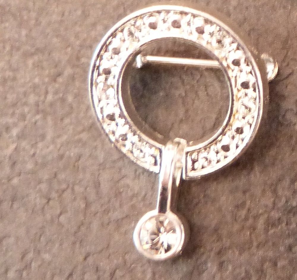 broche argente strass Bijoux et montres