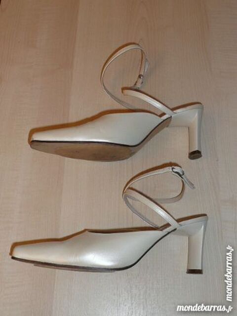 ESCARPINS IVOIRE DE MARIAGE FUGITIVE P36 30 Escalquens (31)