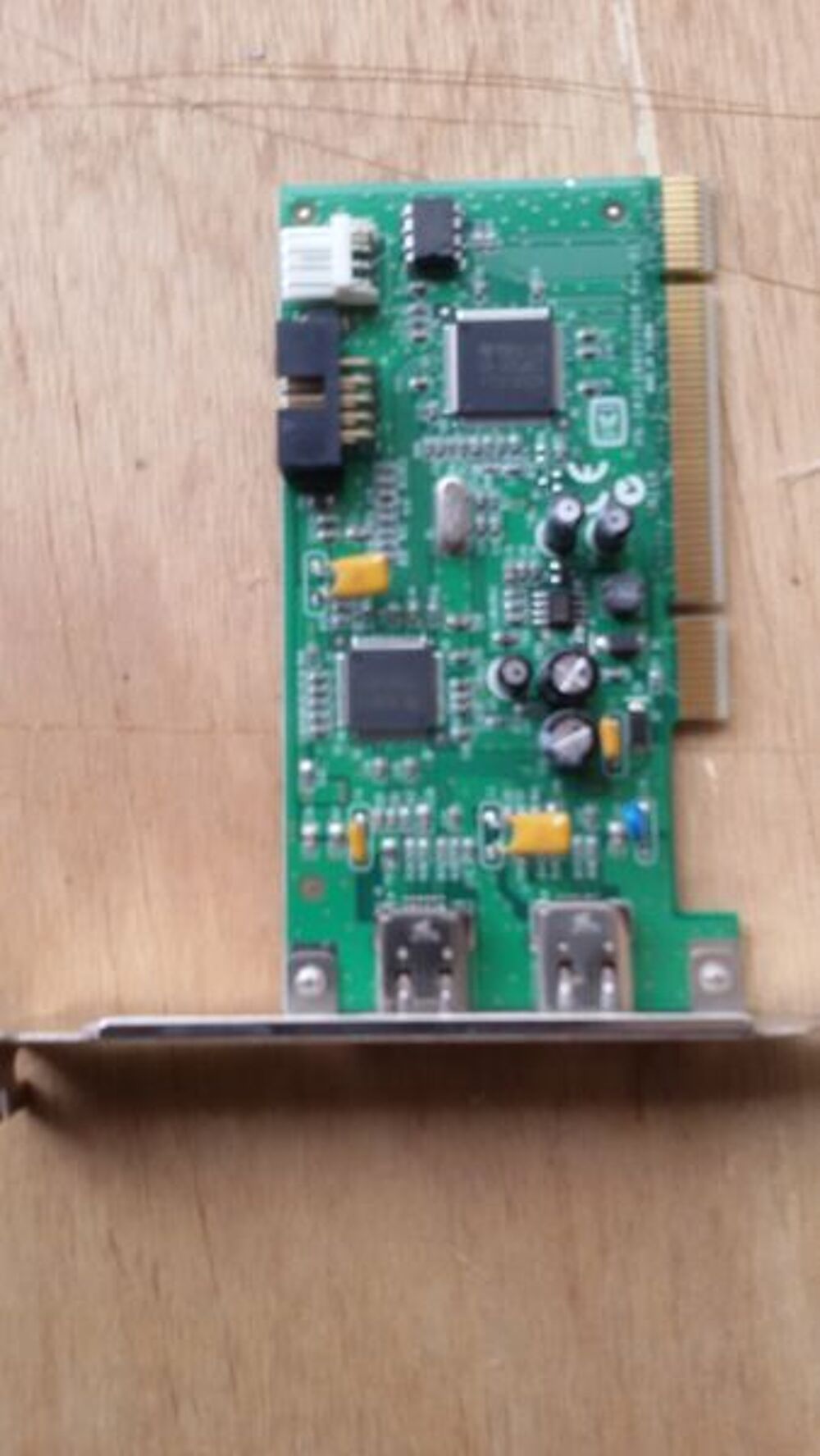 Carte IEEEE 1394 Mat�riel informatique