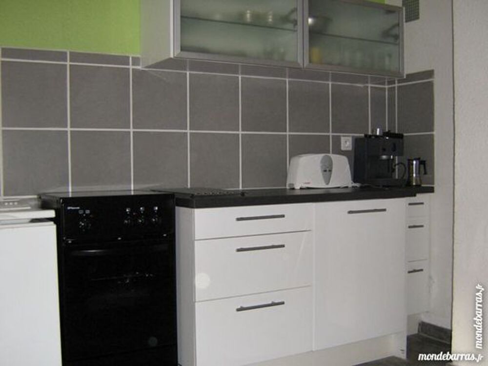   studio st clair Provence-Alpes-Côte d'Azur, Le Lavandou (83980)