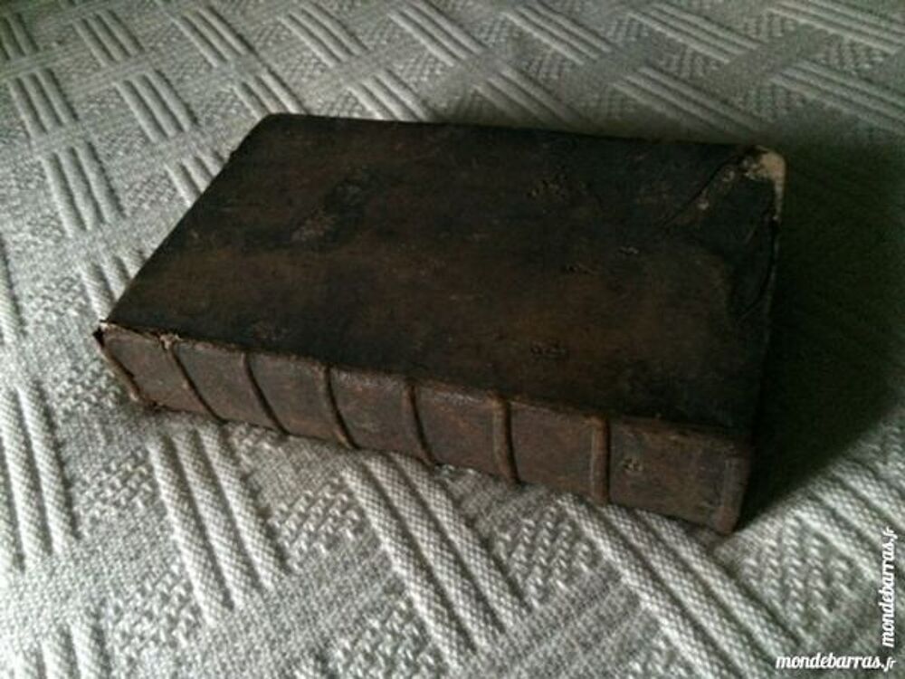 livre ancien de collection Décoration