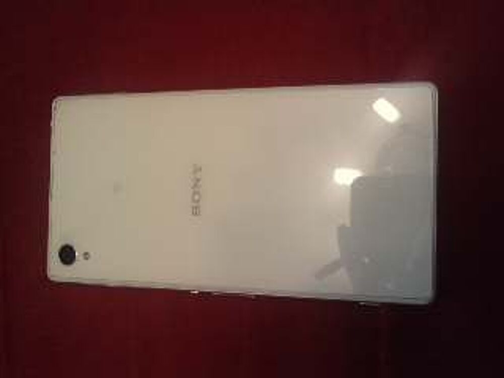 portable sony Xperia Z1 Téléphones et tablettes