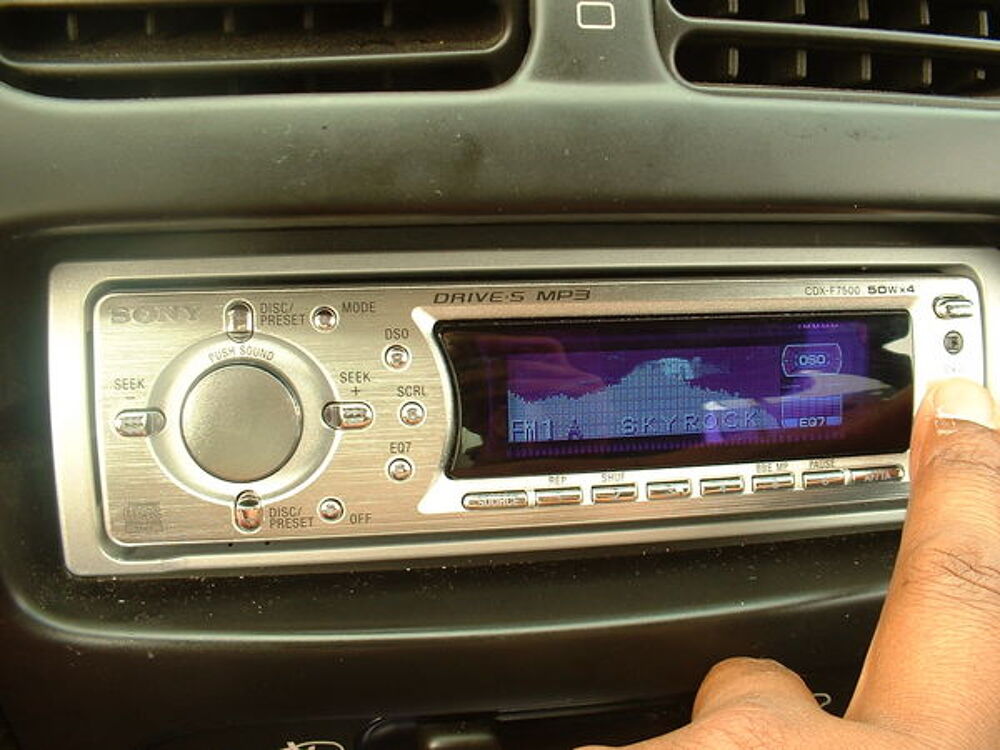 sony cdx-F7500 Audio et hifi