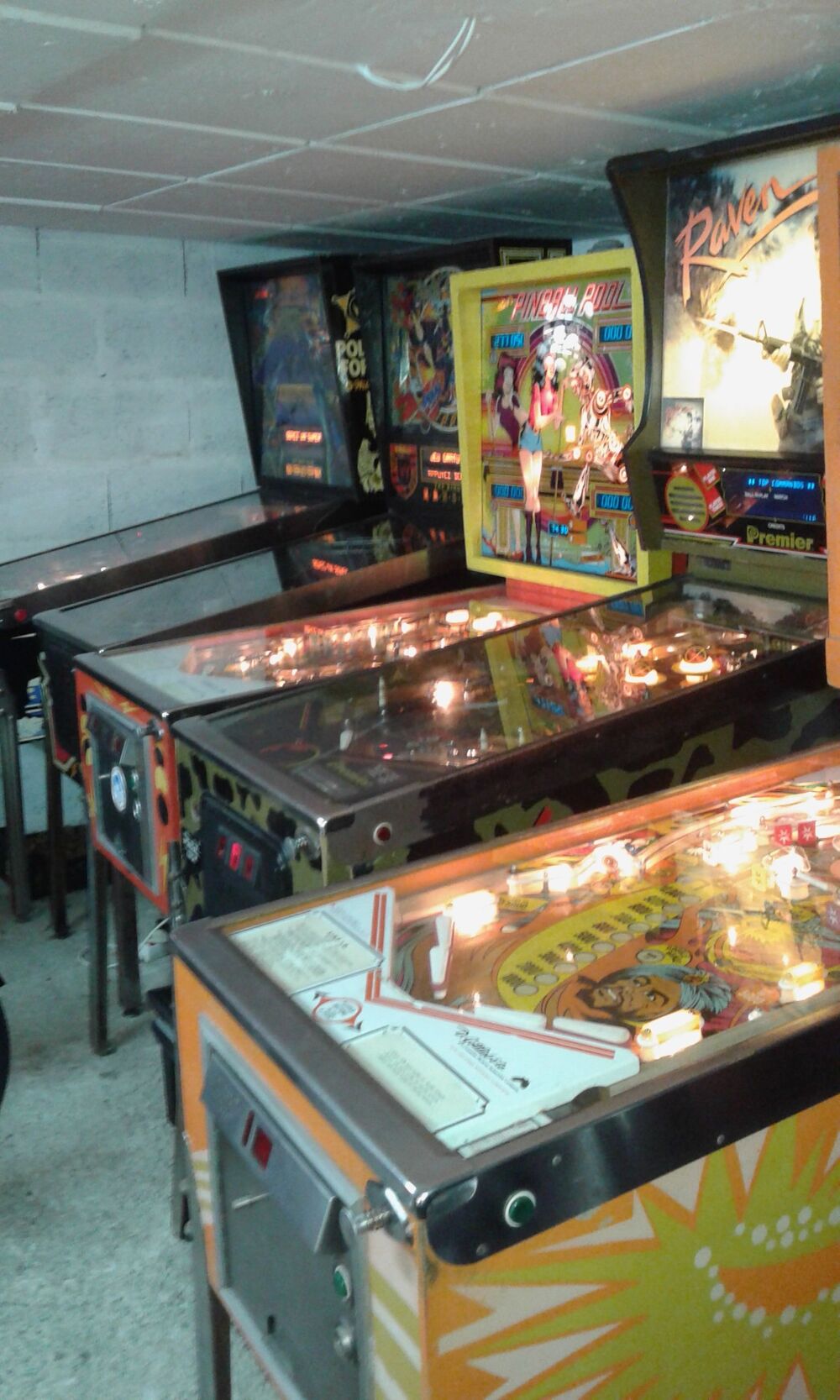 collectionneur &eacute;change flipper contre flipper . Jeux / jouets