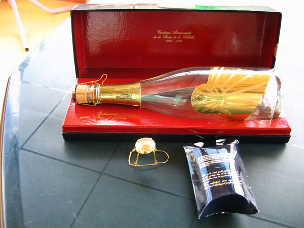 Bouteille collector Champagne "Statue de la Libert&eacute;" 