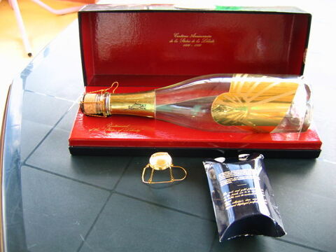 Bouteille collector Champagne  Statue de la Liberté  50 Le Vernois (39)