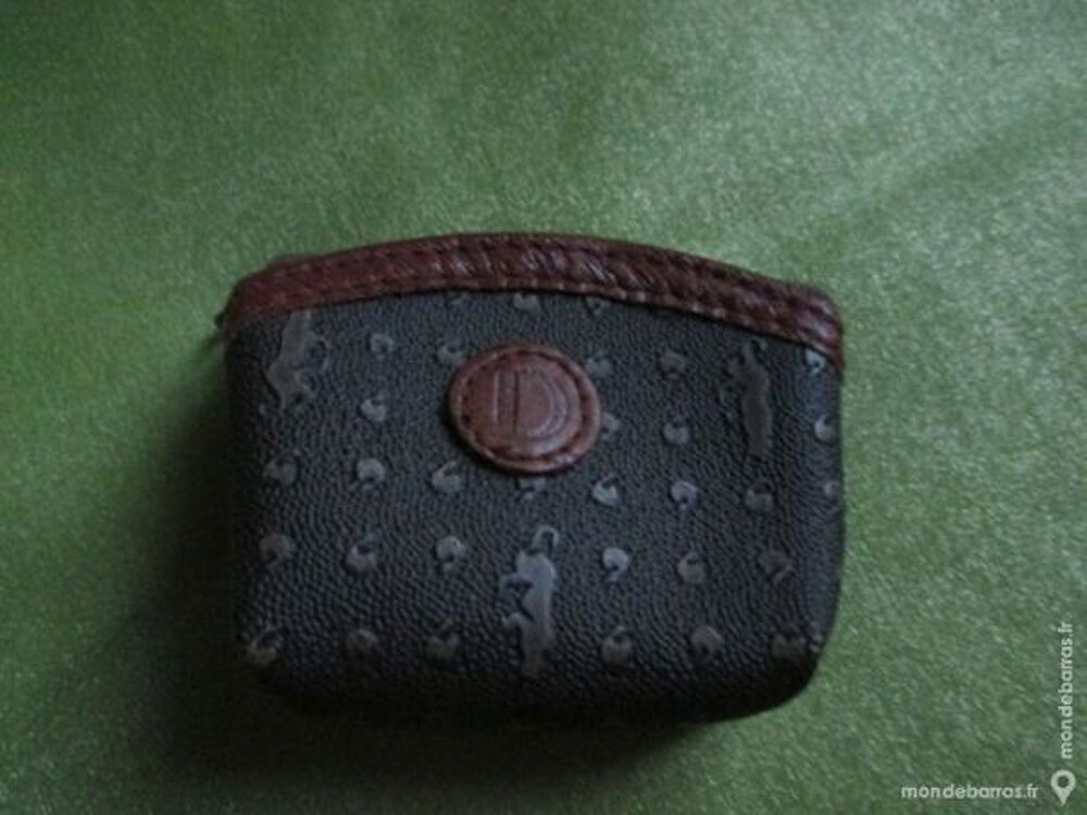 Petit porte monnaie marron Bijoux et montres