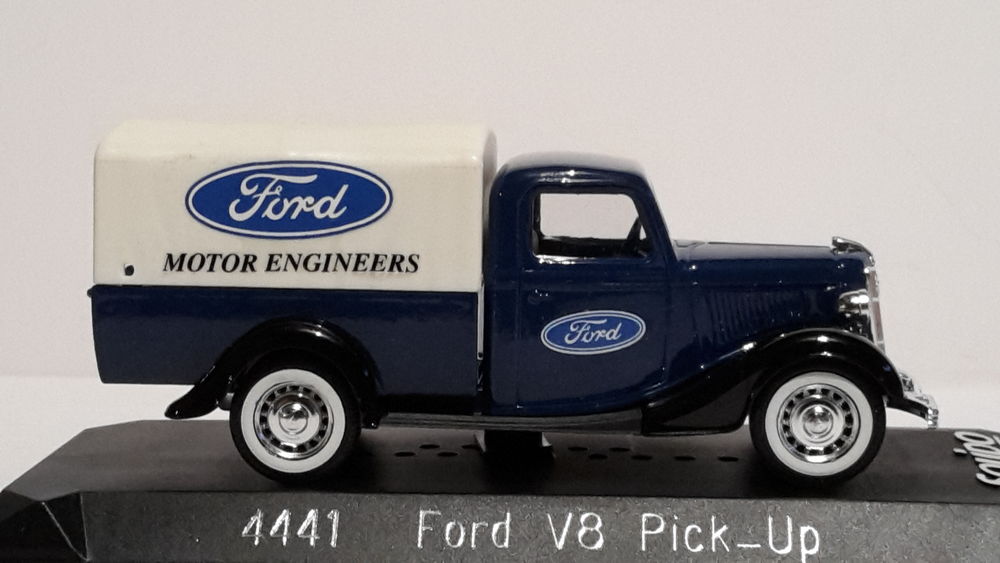 Ford V8 b&acirc;ch&eacute; FORD - 1936 