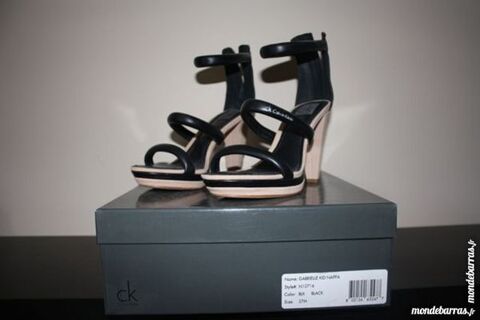 Escarpins Calvin Klein neuf modle Gabrielle 50 La Verdire (83)