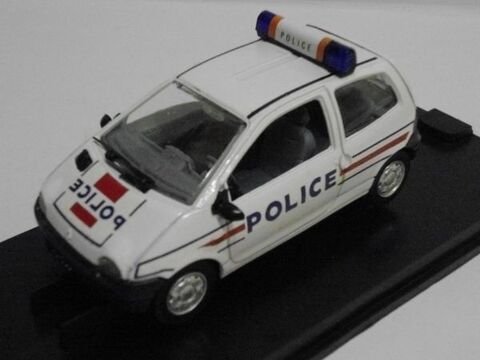 Renault Twingo Police - VEREM 26 Follainville-Dennemont (78)