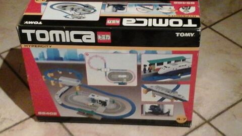 Train Hypercity Tomica 85402 big City Set 25 perlecques (62)