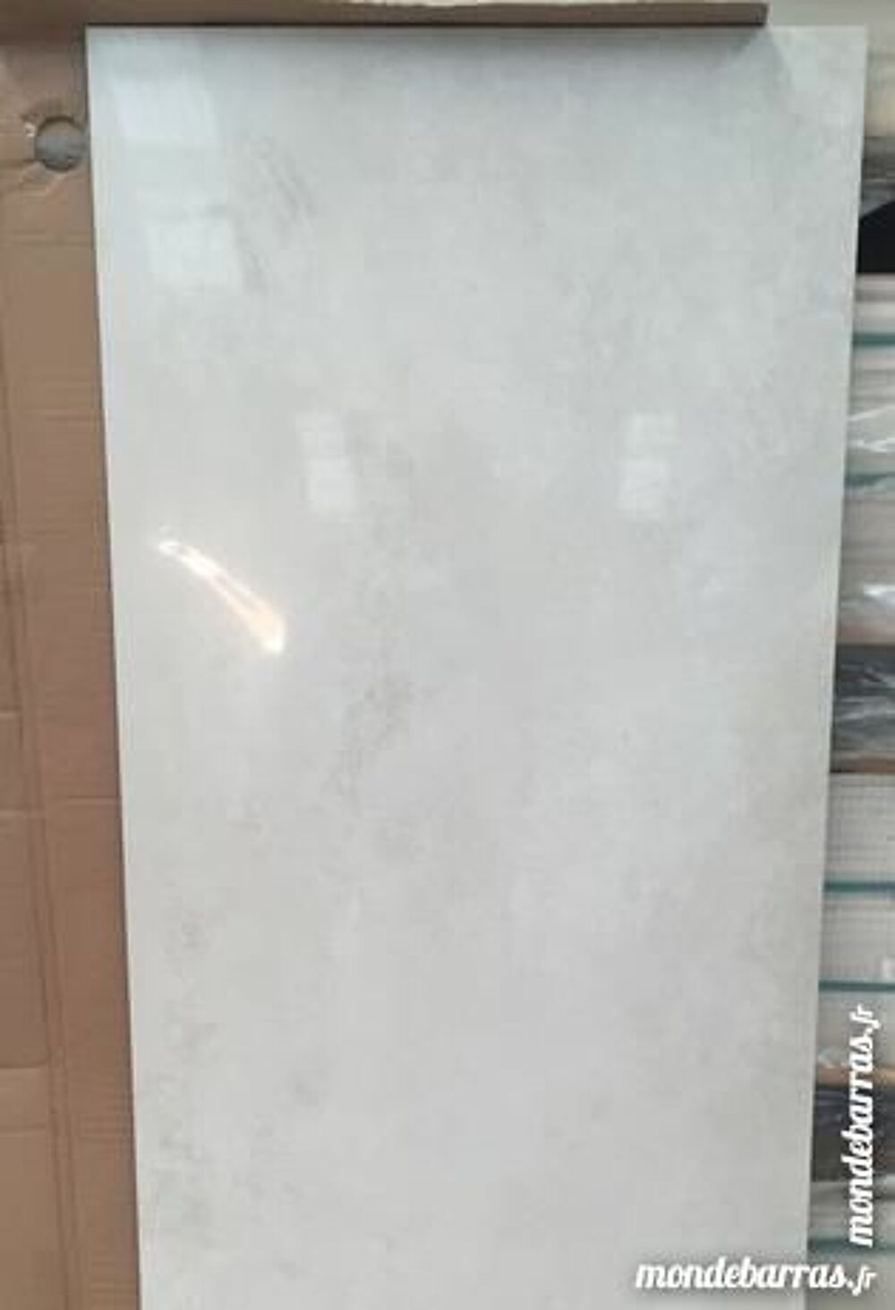 Carrelage pleine masse poli blanc en 90x90 cms Bricolage