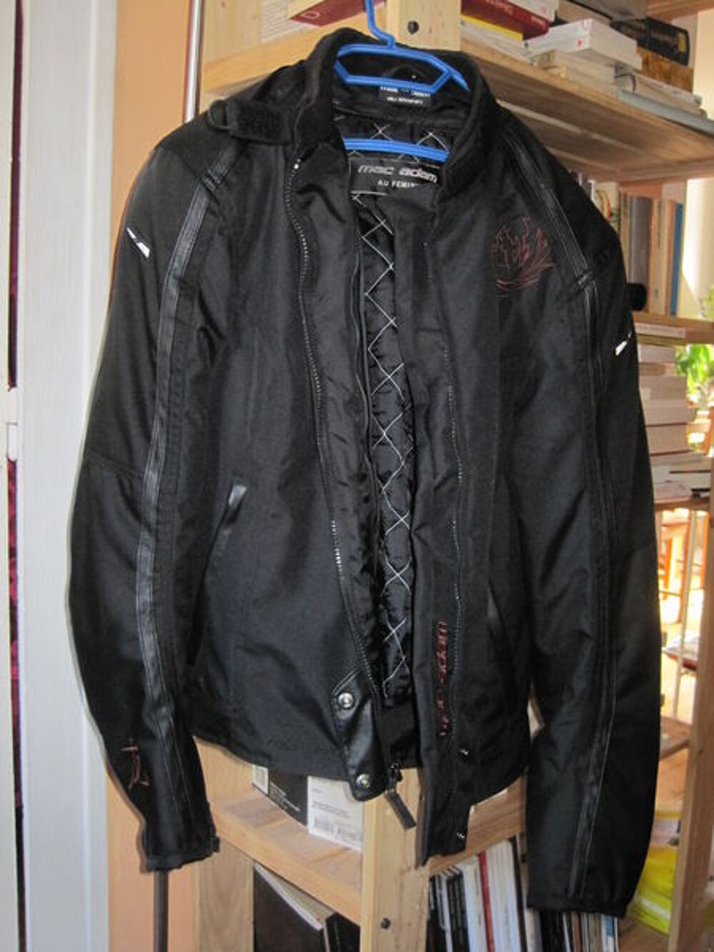 Equipement moto femme Vêtements