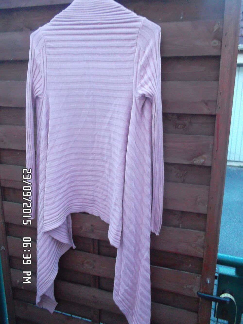 GILET ROSE*JUSTE 5E*KIKI60230 Vêtements