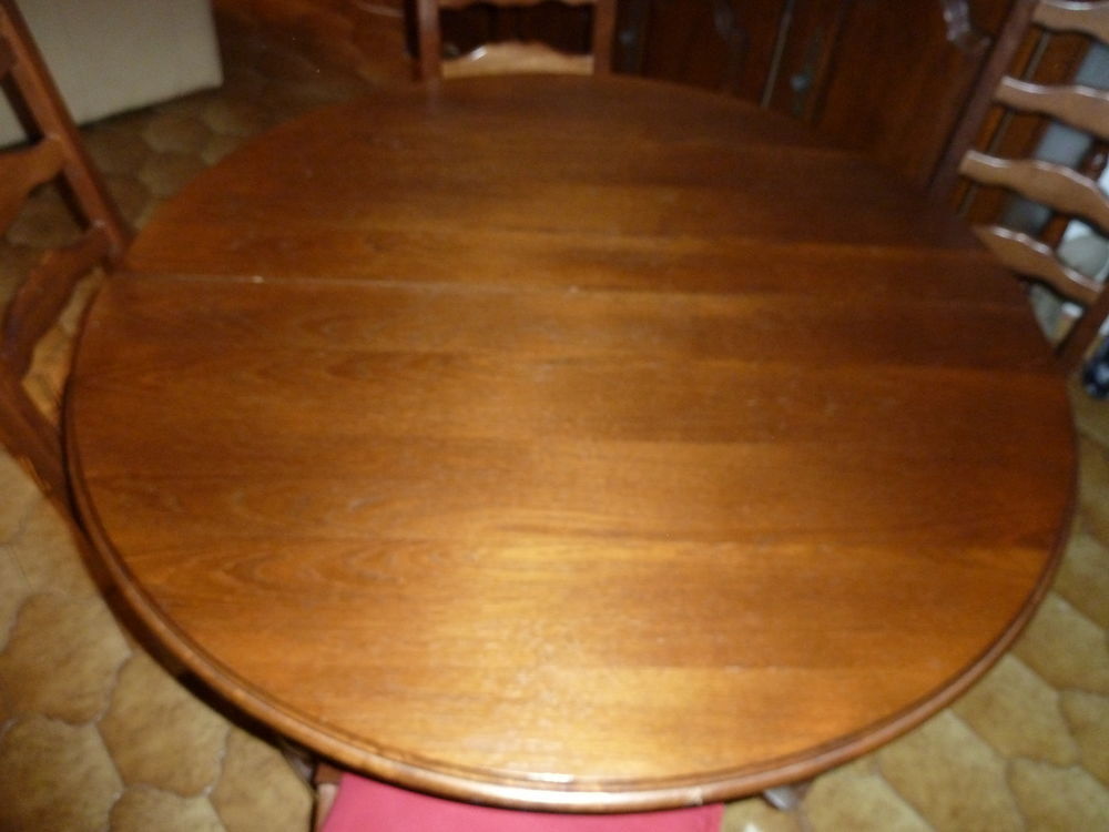 table et 4 chaises Meubles