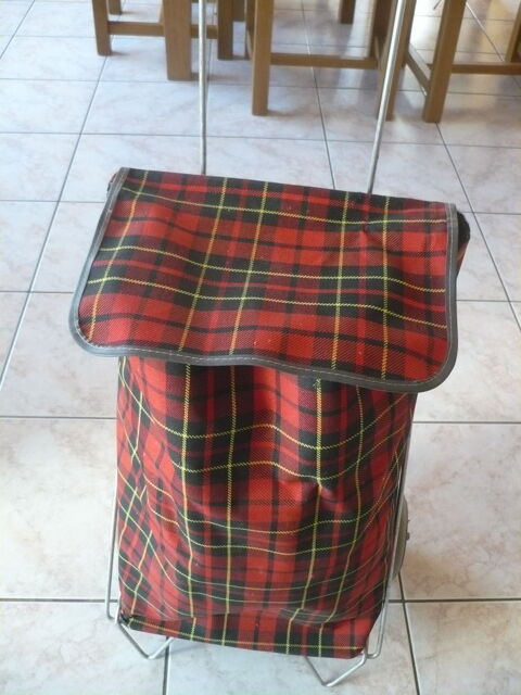 poussette a courses 10 Vihiers (49)