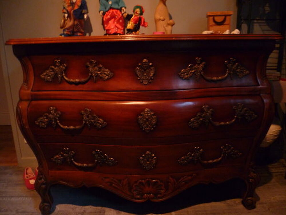 commode de style (voir photo) Meubles