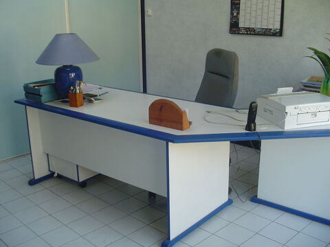 Bureau 350 La Clisse (17)