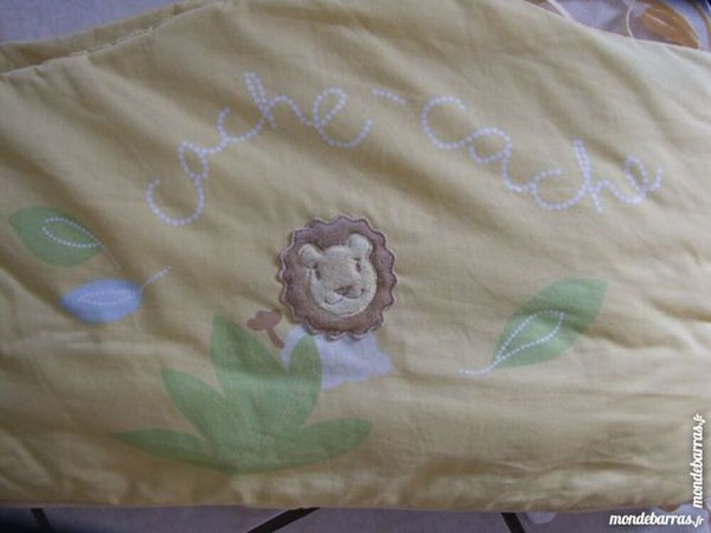 TOUR DE LIT ENFANT Puériculture