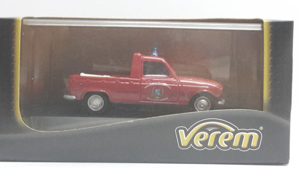Renault 4L pick-up pompiers 