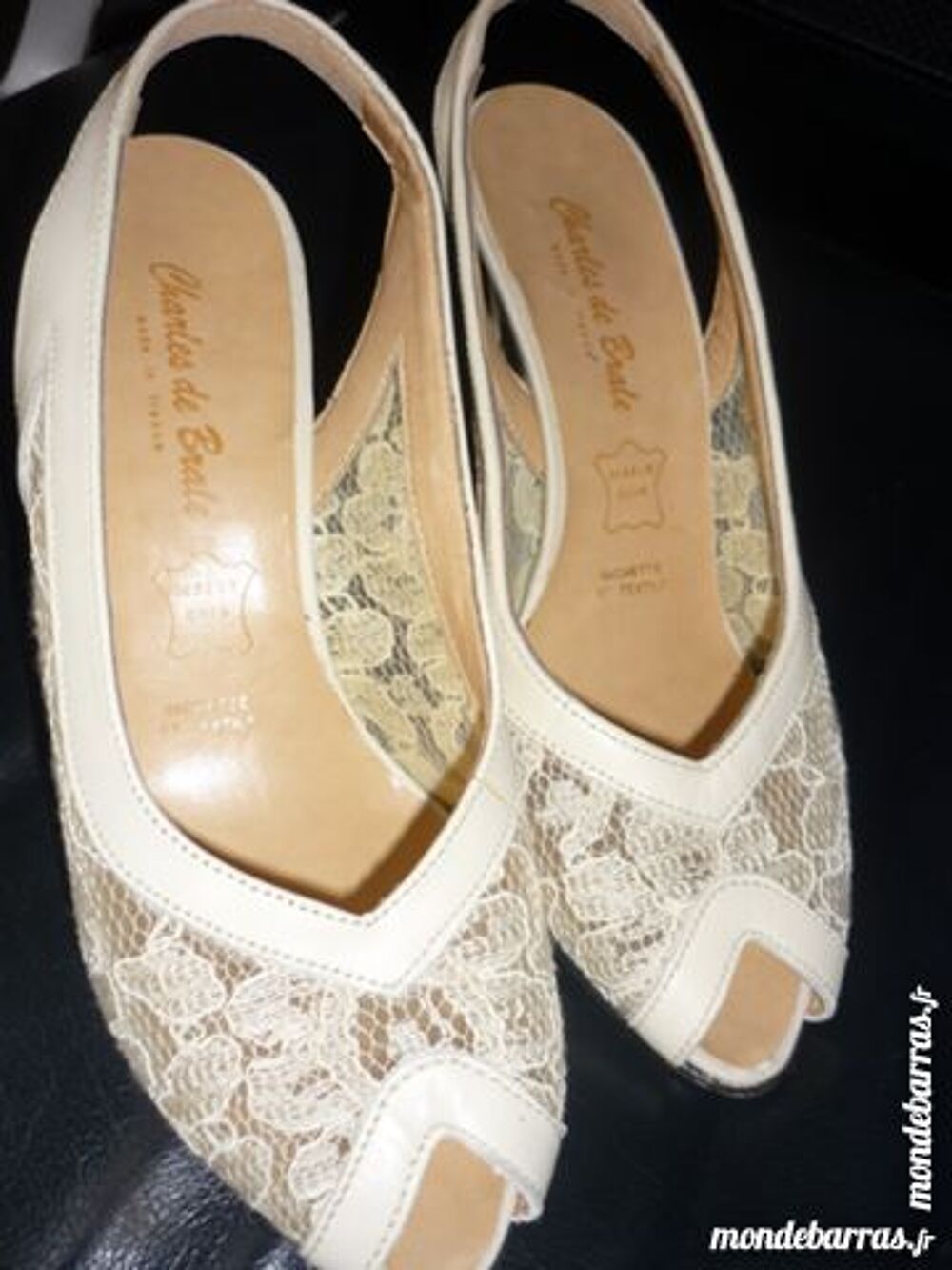Scarpin beige avec dentelle Chaussures