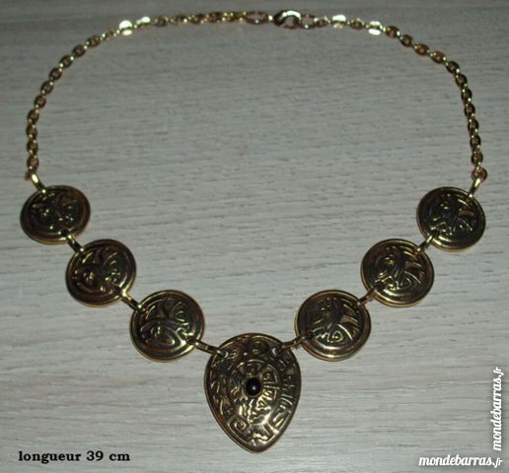 Joli collier vintage ann&eacute;e 70 Bijoux et montres