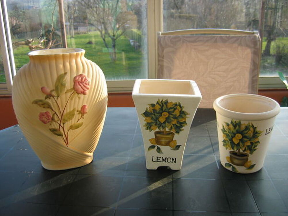 Lot de 4 pots et vase &agrave; fleurs Décoration