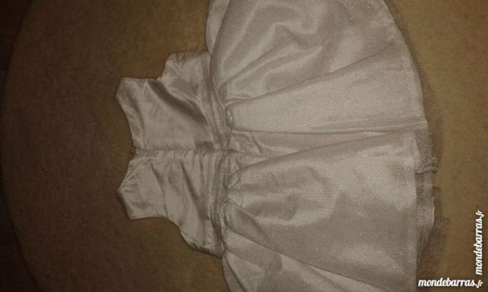 robe 6 mois Vêtements enfants
