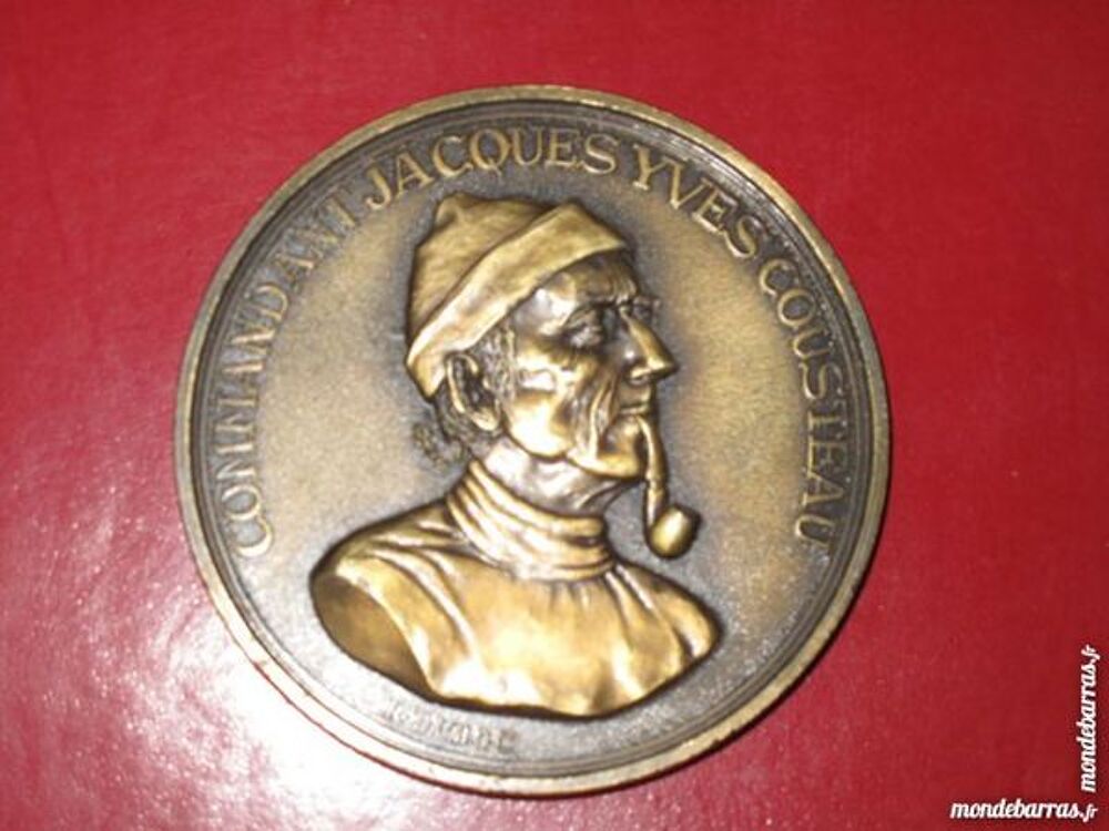 M&eacute;daille bronze Commandant Cousteau 