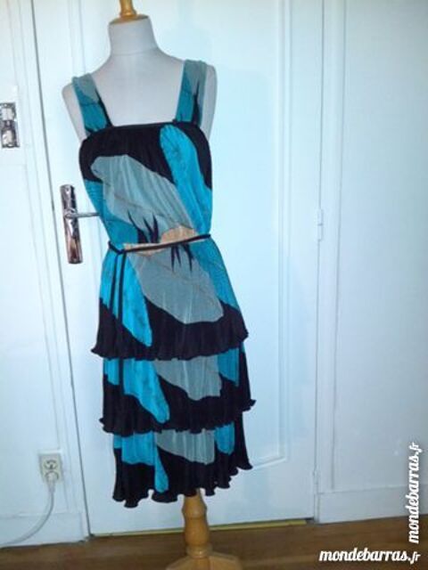 ROBE BAIN-DE-SOLEIL 50 Paris 18 (75)