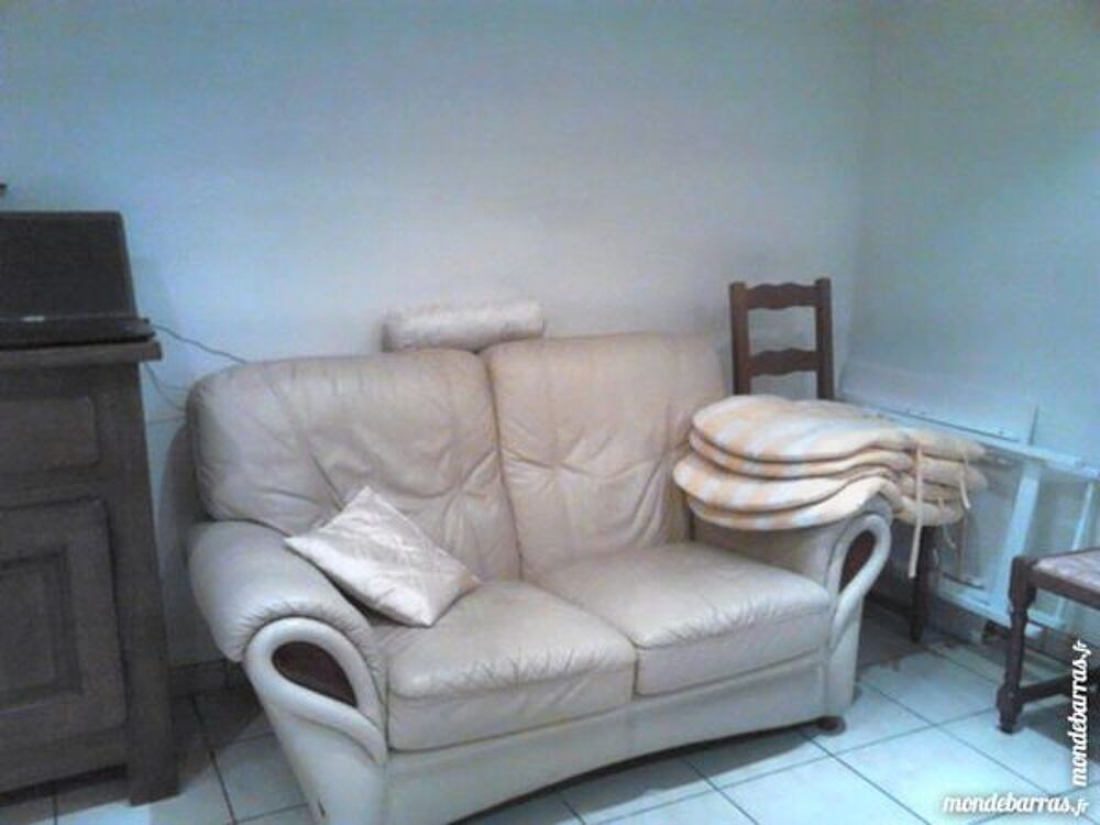   location saisonniere Provence-Alpes-Côte d'Azur, Aubagne (13400)