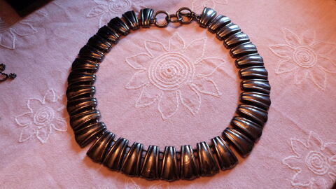 JOLI Ras de cou metal NOIR METAL 7 cuisses (71)