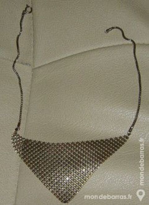 collier m�tal argent� pour femme 7 Versailles (78)