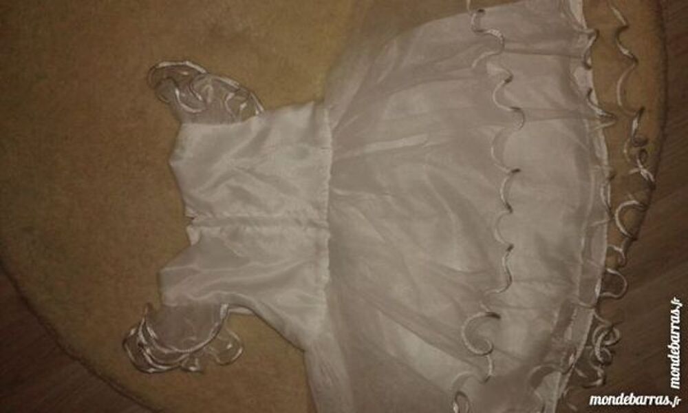 robe 6 mois Vêtements enfants