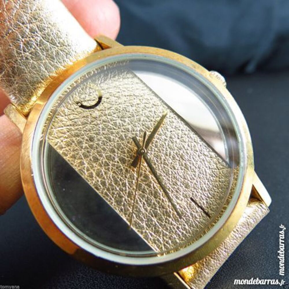 The Hong Kong jockey club montre analogique DIV046 Bijoux et montres