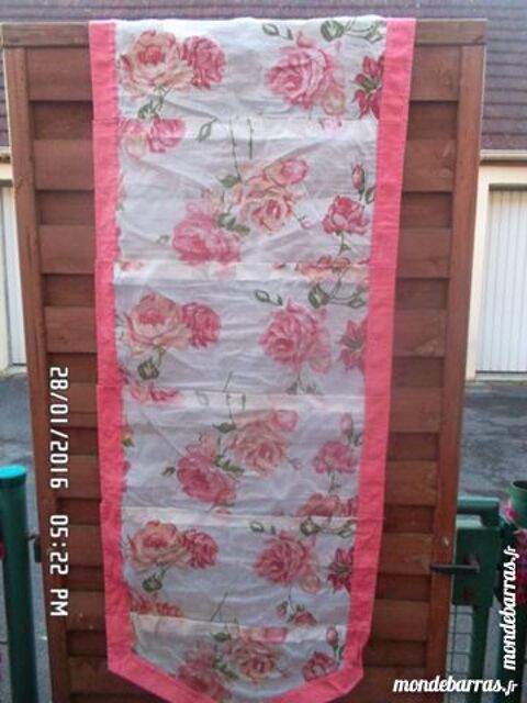 1 rideau fleurs roses 3 Chambly (60)