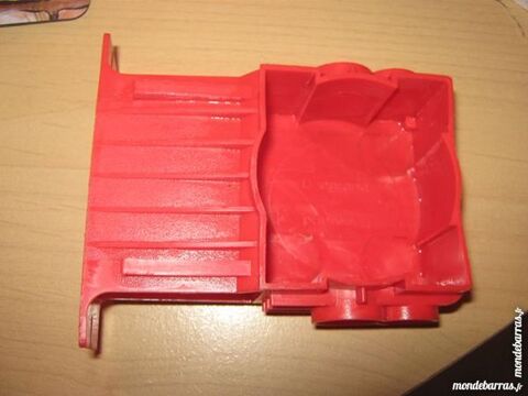 BOITE D'ENCASTREMENT LEGRAND CHAMBRANLE 1 Miribel (01)