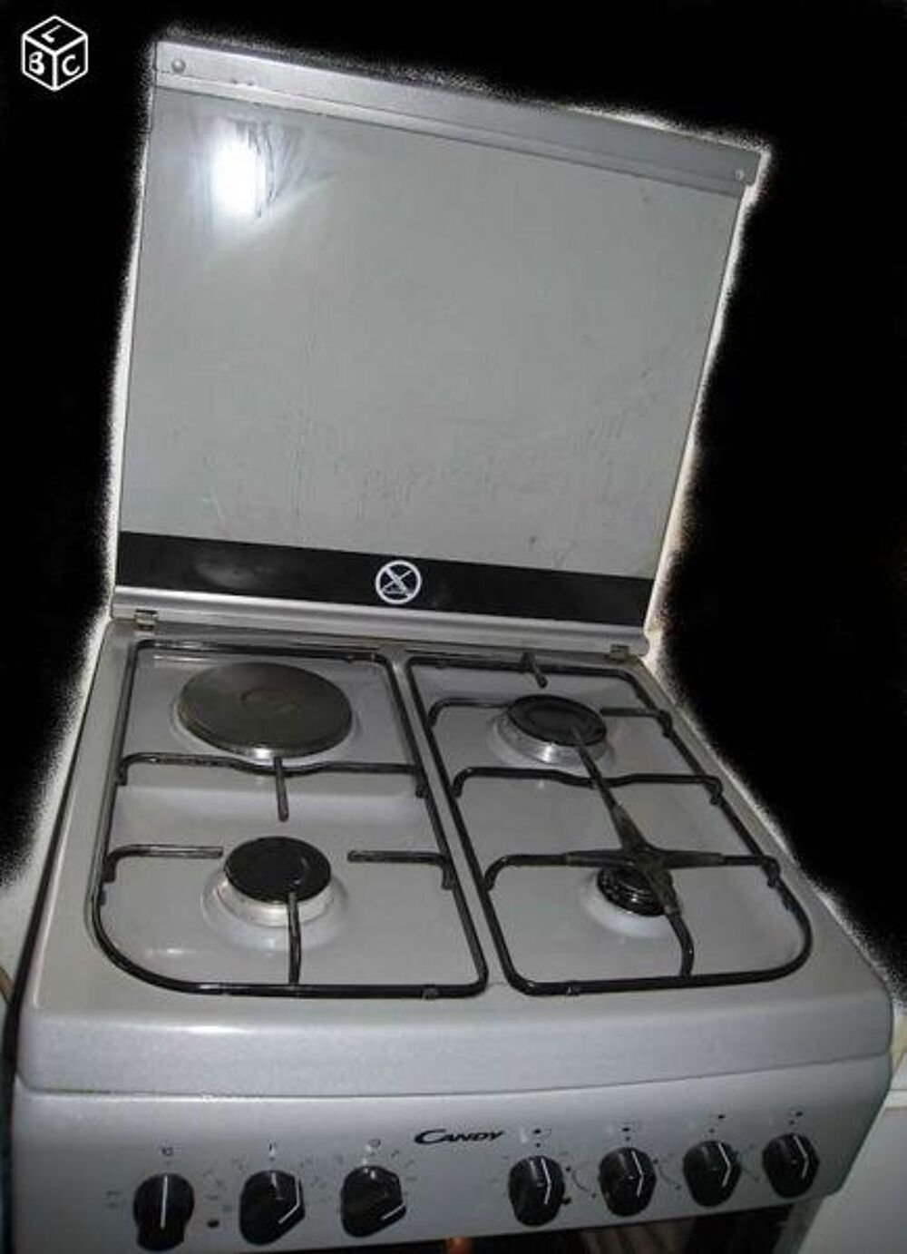 Cuisini&egrave;re &agrave; gaz 60cm four catalyse Electroménager