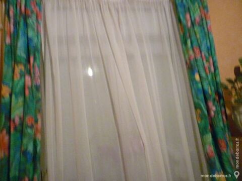 panneaux de fentres blancs 45 Le Syndicat (88)